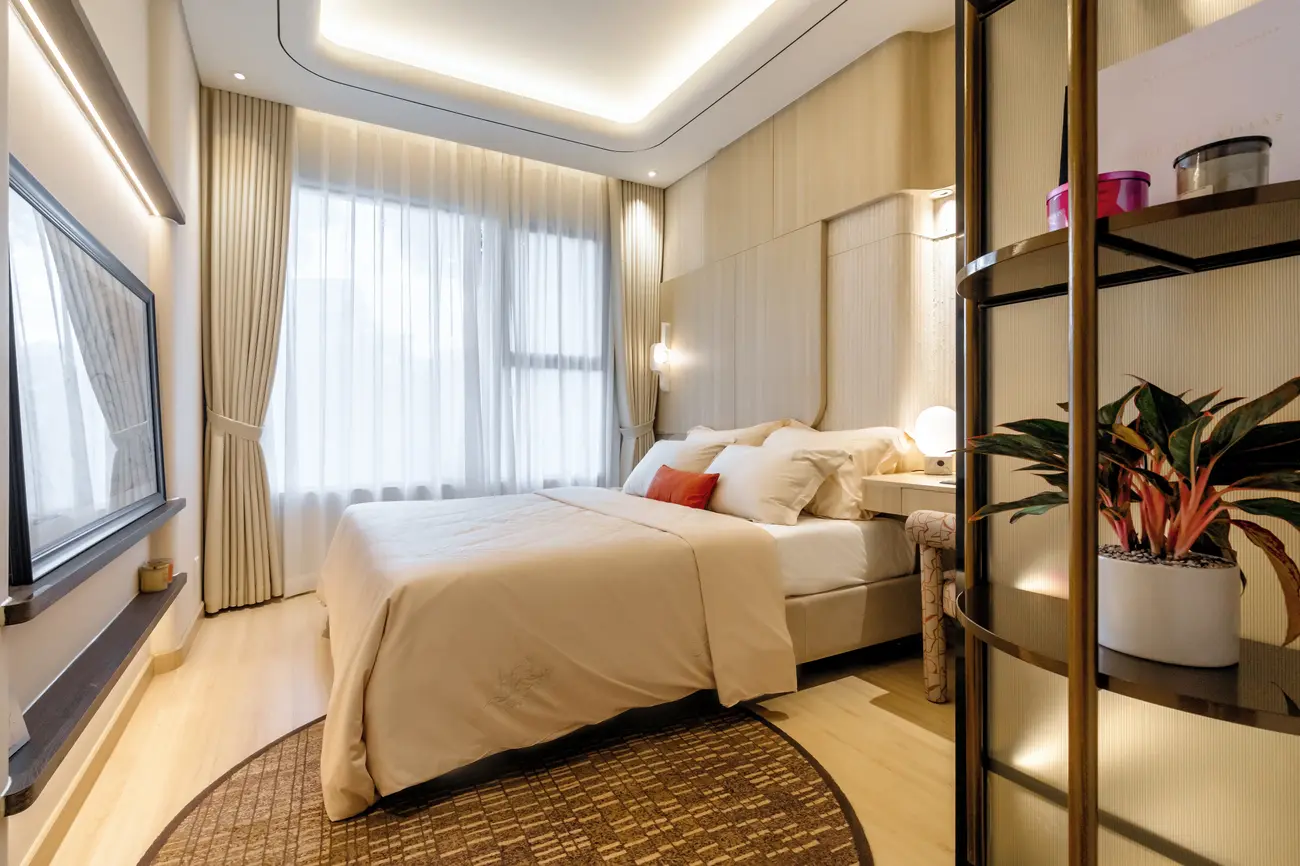 Phòng ngủ căn hộ 3PN tại Setia Edenia với thiết kế sang trọng, rộng rãi, trang bị đầy đủ tiện nghi hiện đại.